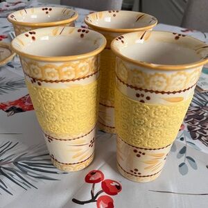 SET OF 4 Temptations Yellow Hot Mugs